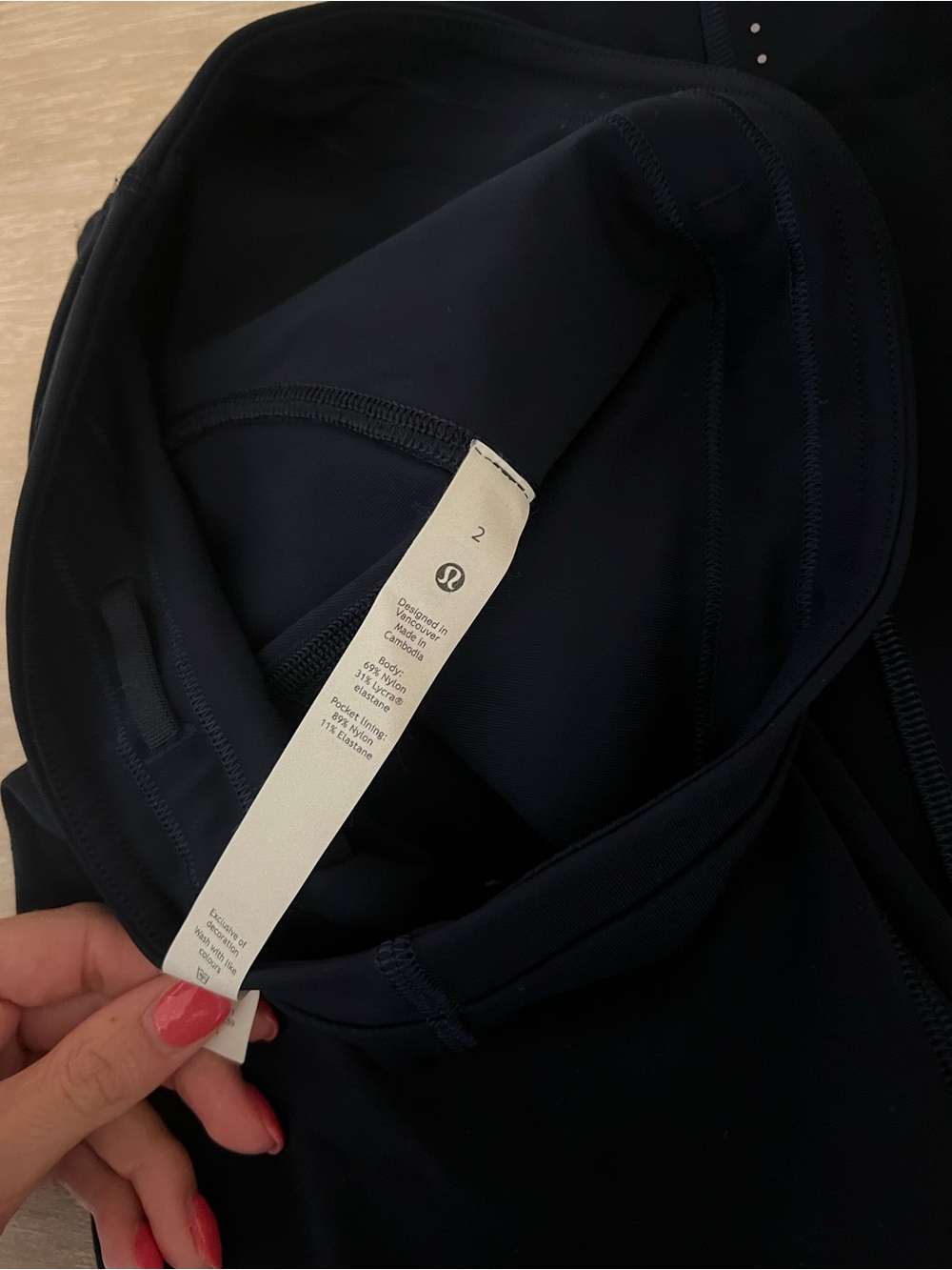 lululemon athletica NAVY Leggings with Side Stud Detail - Picture 2 of 2